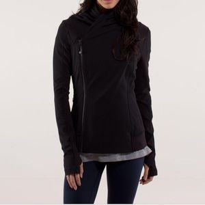 Lululemon Bhakti yoga jacket. Black. Size 6.